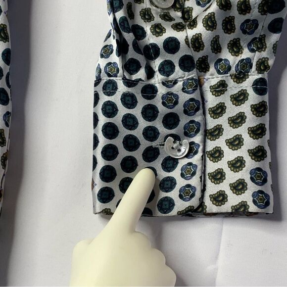 Equipment Femme Slim Signature Button Up Shirt - Picture 5 of 13